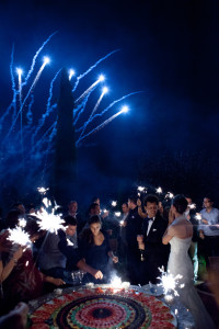 Fuochi d'artificio al taglio della torta
